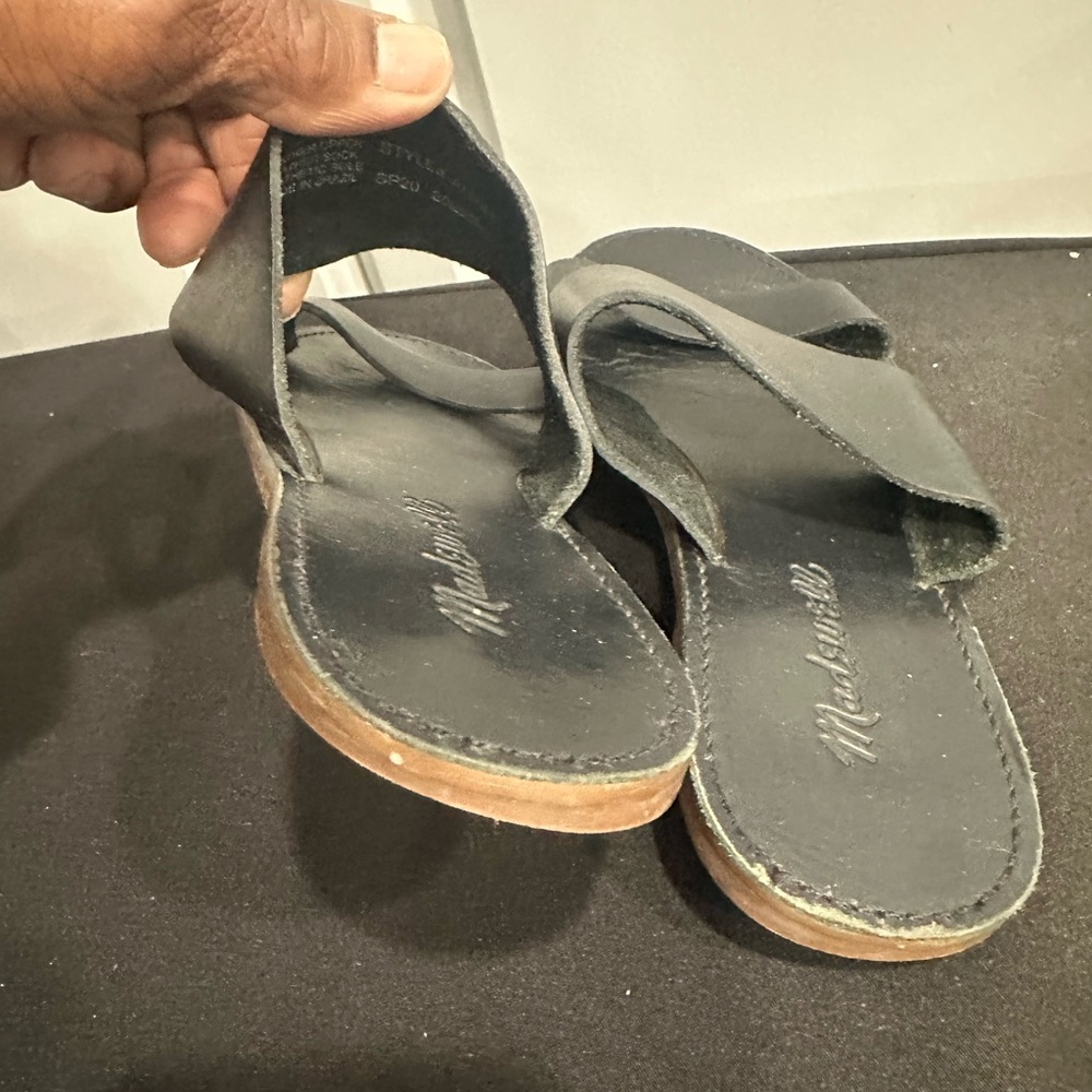 Madewell Boardwalk Black Leather Slides, Wide Band Flats Made in Brazil Sz 7 - Picture 10 of 10